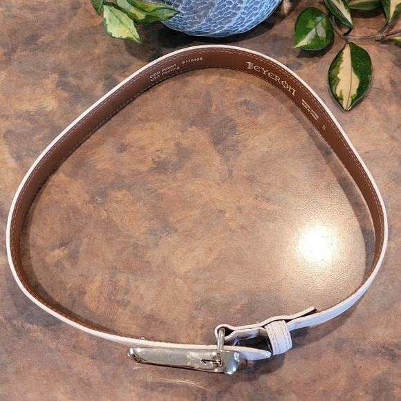 ONE EYERON Genuine Leather Belt, Golf Club Head Buckle, Inset Magnetic Marker - Picture 6 of 16